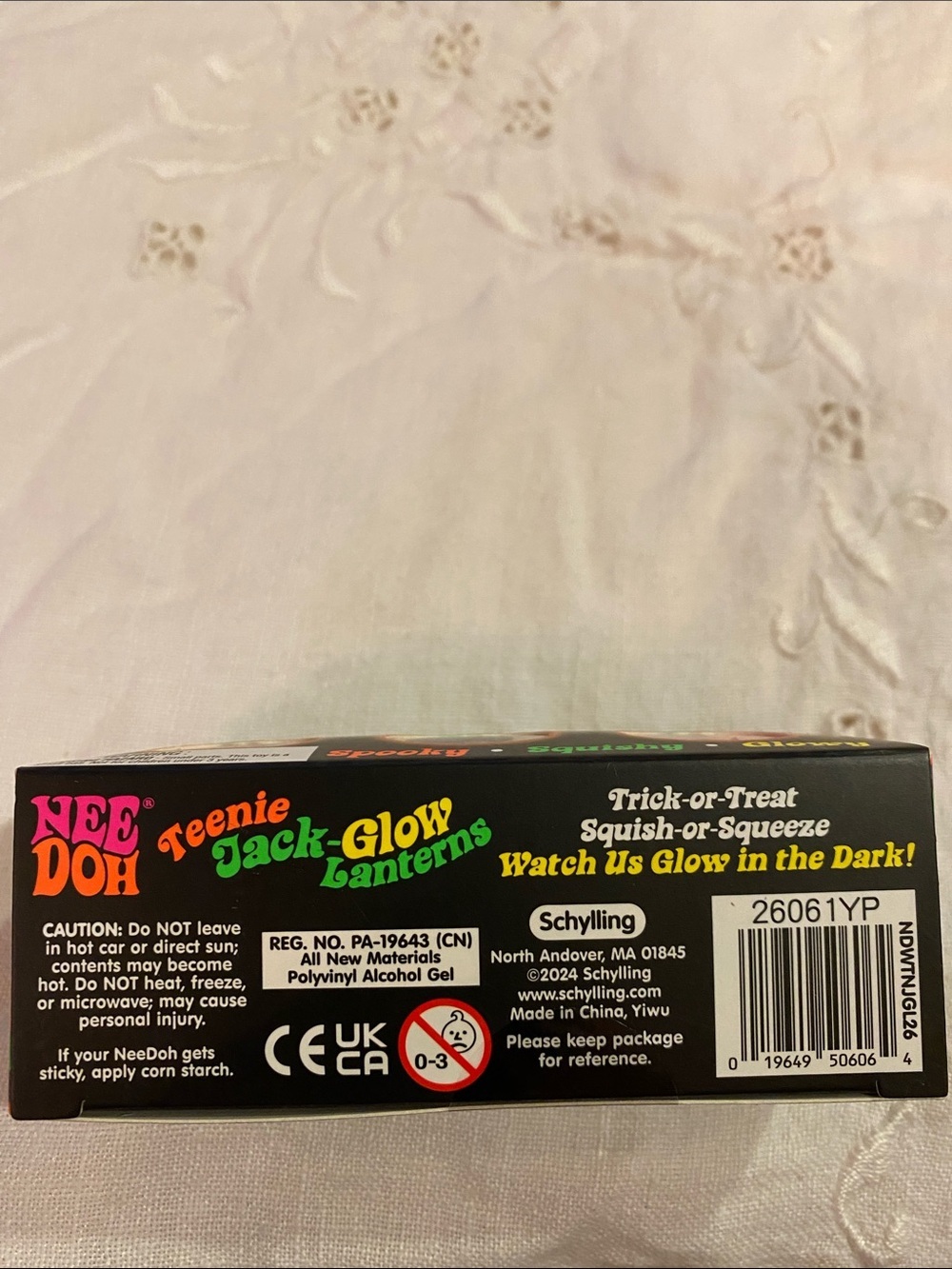 **AUTHENTIC** NeeDoh Teenie Jack-O-Glow Lanterns 3-Pack - Picture 5 of 6